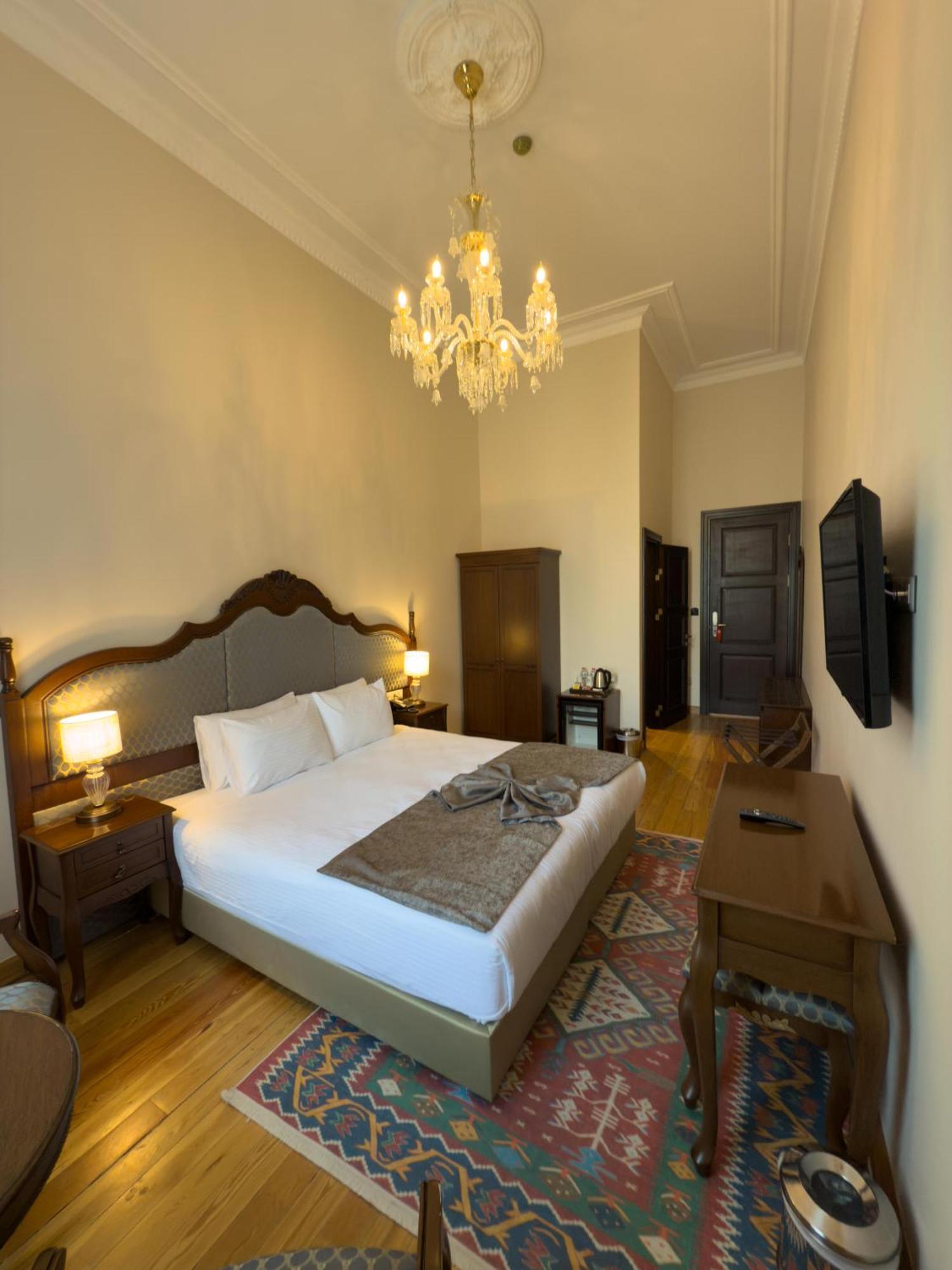 Ring Stone Old - Special Class Hotel