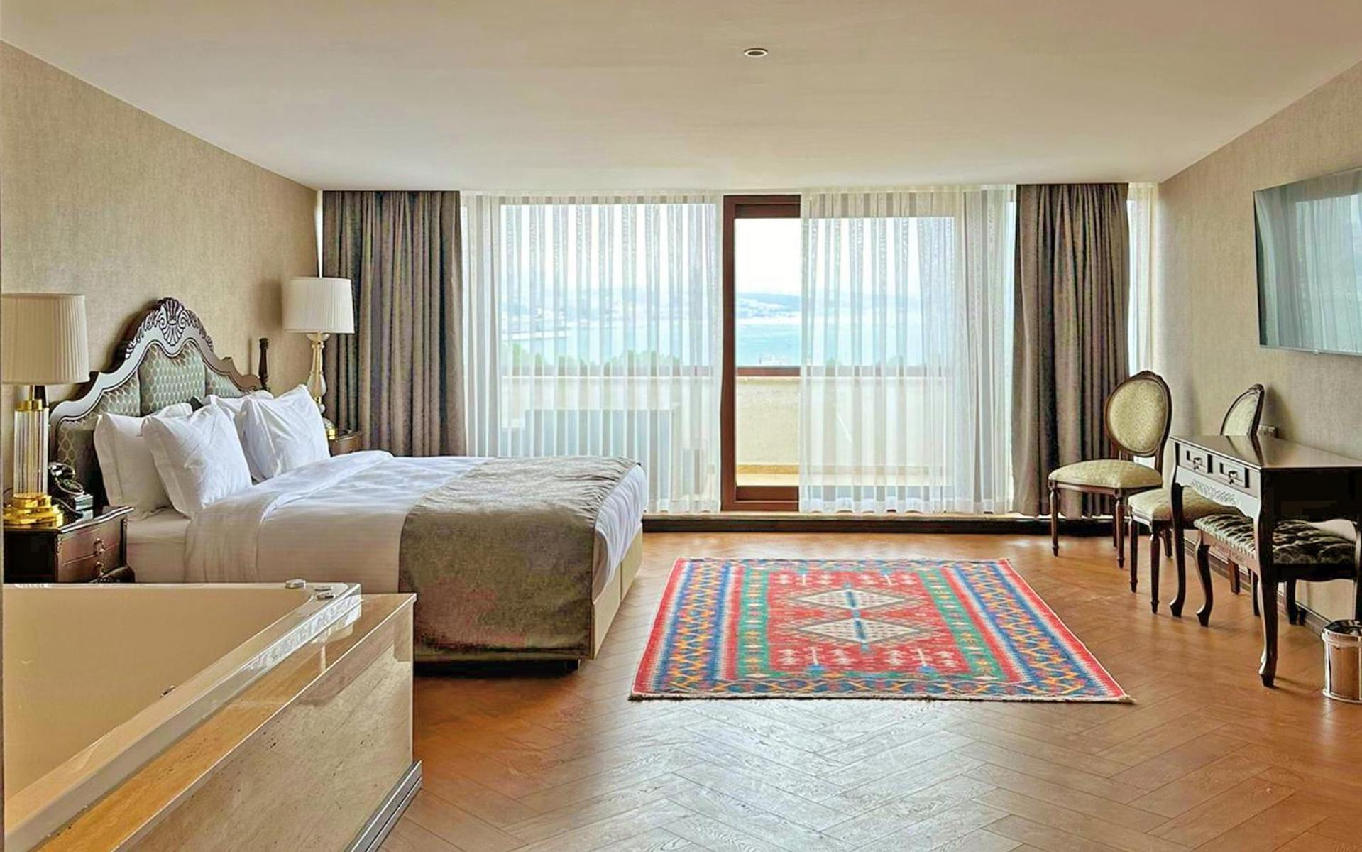 Ring Stone Old - Special Class Otel